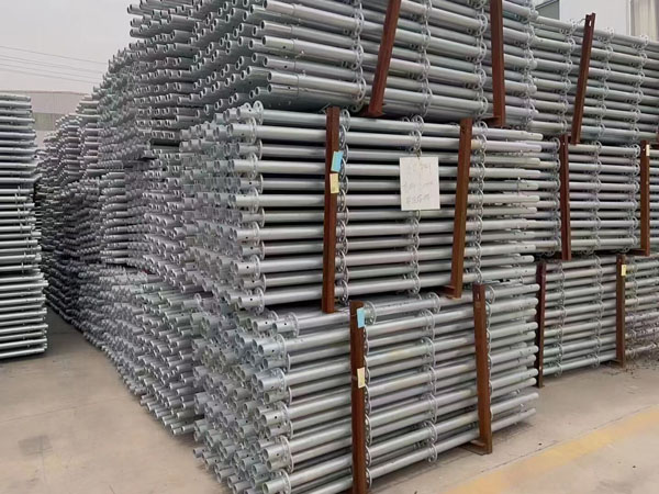 腳手架成品區.jpg 腳手架成品區.jpg